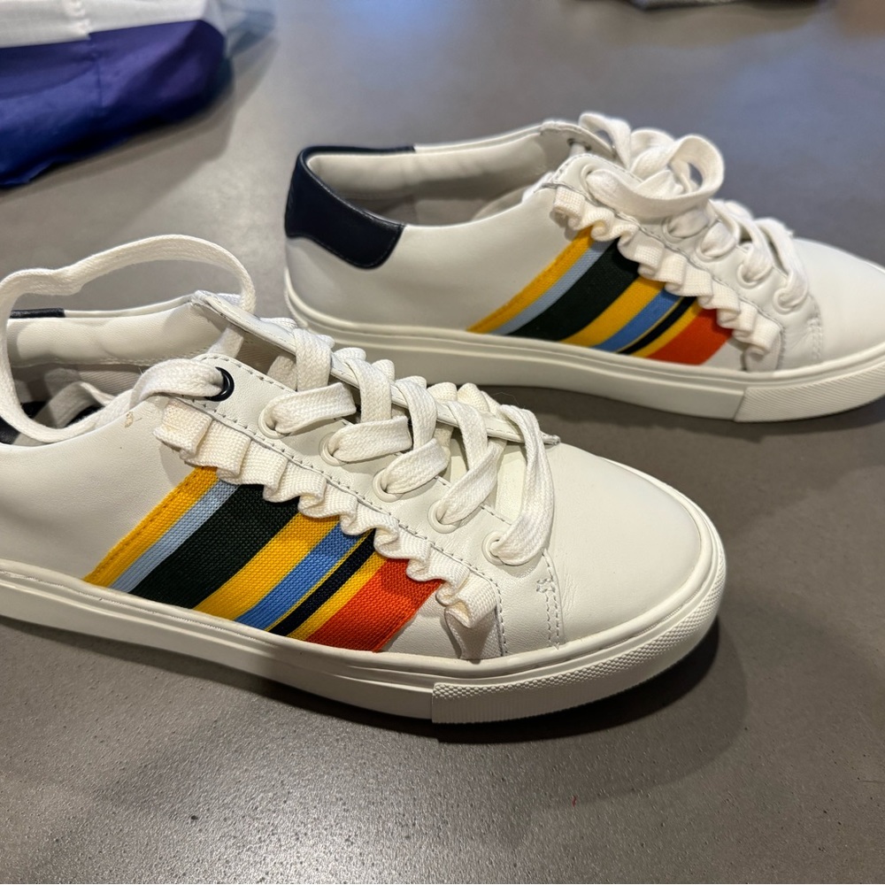 Tory Burch tennis shoes size 5.5